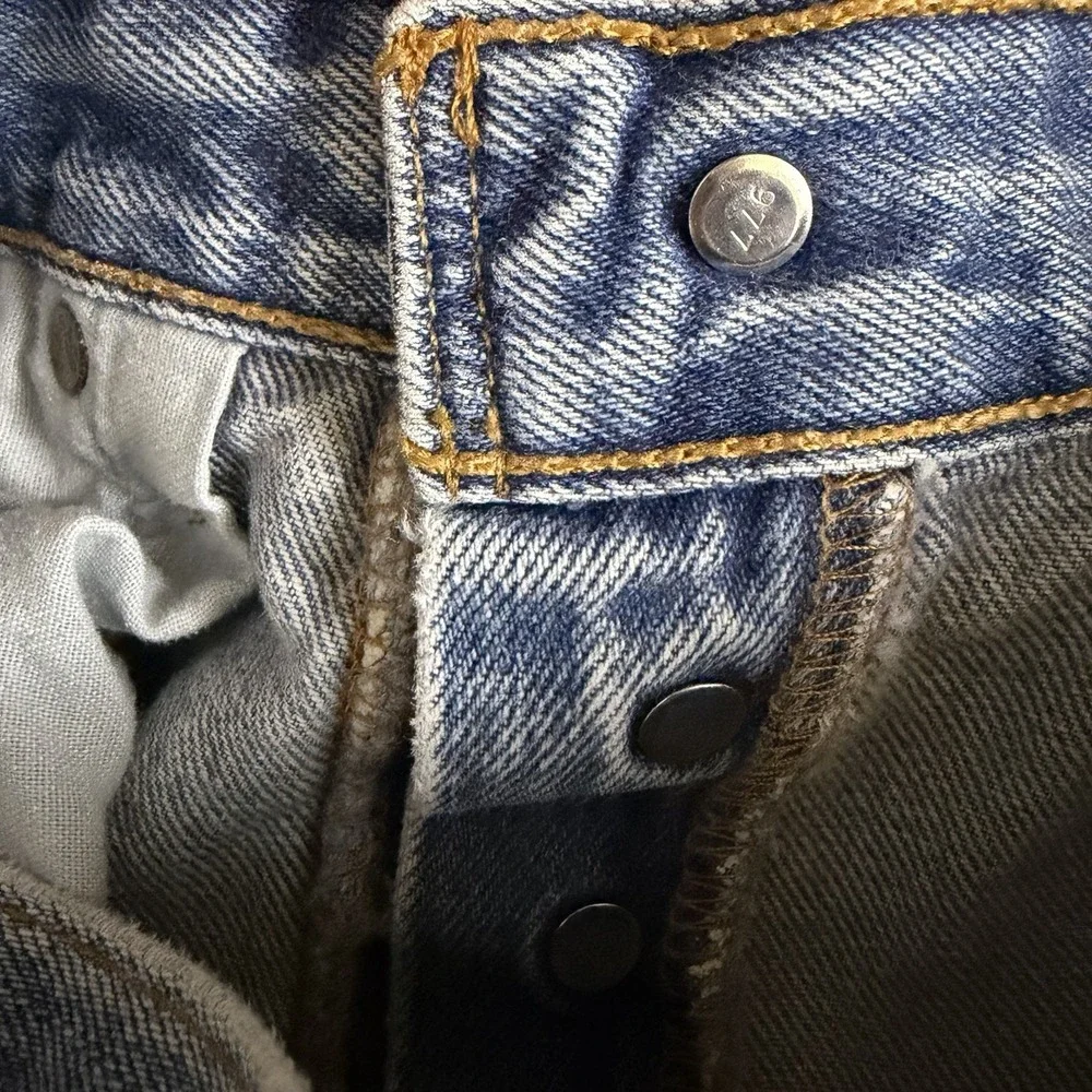 Vintage 90s Levi's 501XX Jeans Sz 32x32 Blue Straight Leg Button Fly Grunge